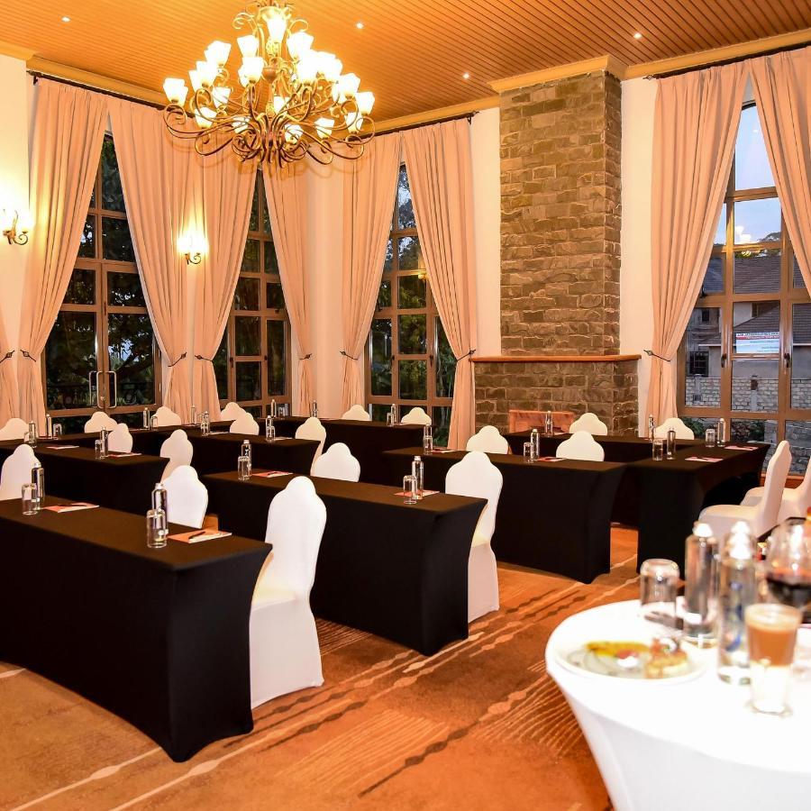 Alba Hotel Meru Kültér fotó
