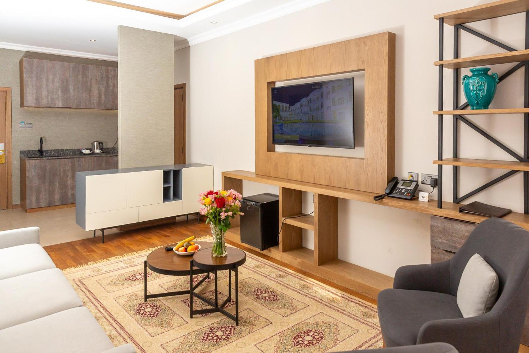 Alba Hotel Meru Kültér fotó